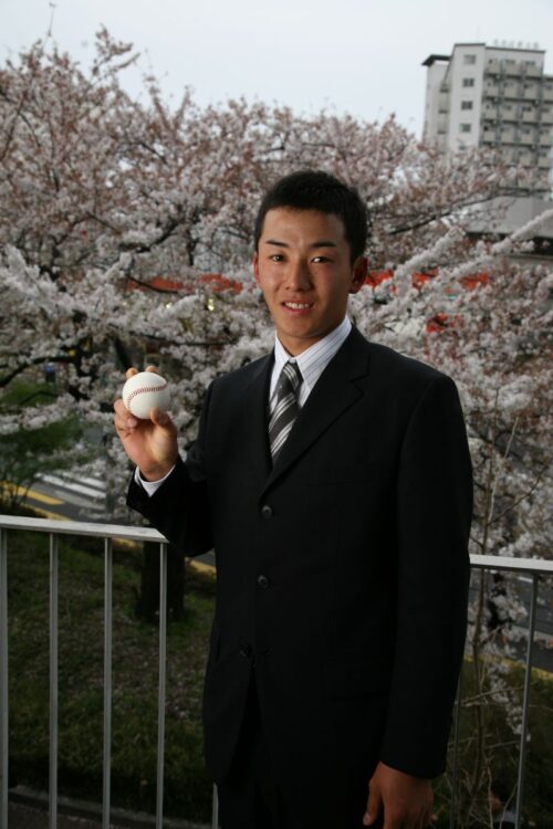 早稲田大学に入学した斎藤佑樹（2007年4月）