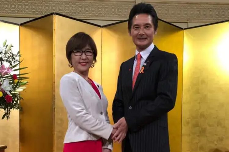 稲田朋美議員と密接な関係にある万木議員