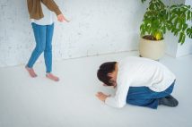 「不倫で離婚」の慰謝料の金額は収入と関係なし “疑惑”の段階で詰め寄るのは逆効果