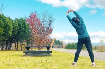 血圧降下法に有効なストレッチなどを紹介(イメージ)