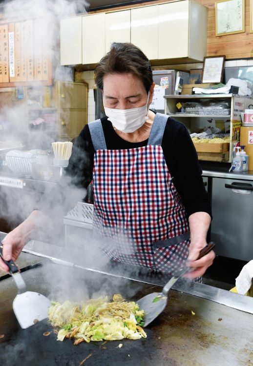 メニューは焼きそばだけ