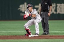 WBCチェコ戦でのヌートバー。ペッパーミルパフォーマンスもすっかりお馴染みに(AFP=時事)
