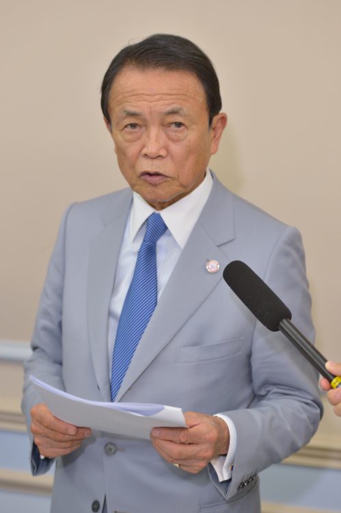 麻生太郎氏（時事通信フォト）