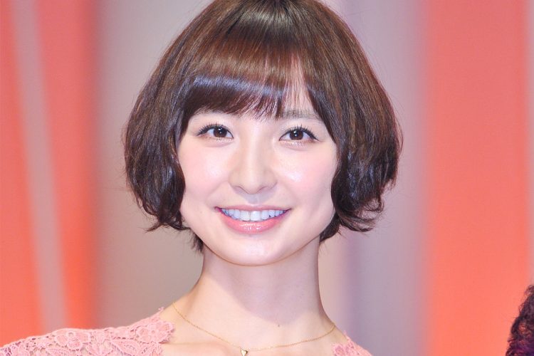 不倫疑惑も報じられた篠田麻里子