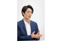 真田ナオキ33才“演歌界のビッグダディ”だった！「実は子供が5人います」衝撃告白