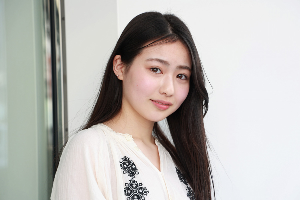 写真】「百獣戦隊」ガオレッド役の金子昇、次女・金子のあ（18