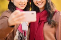 「やめてほしい」と言いづらい? 勝手に写真を撮られてSNSにアップされる「フォトハラ」の厄介さ
