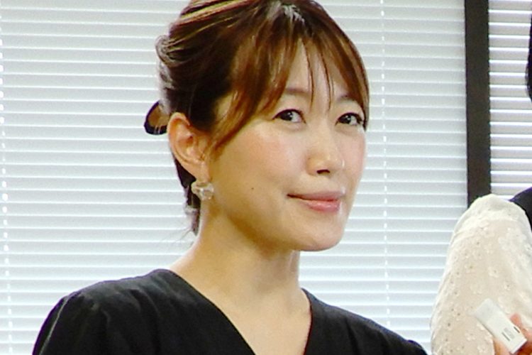 坂本龍一さんの娘、坂本美雨（時事通信フォト）