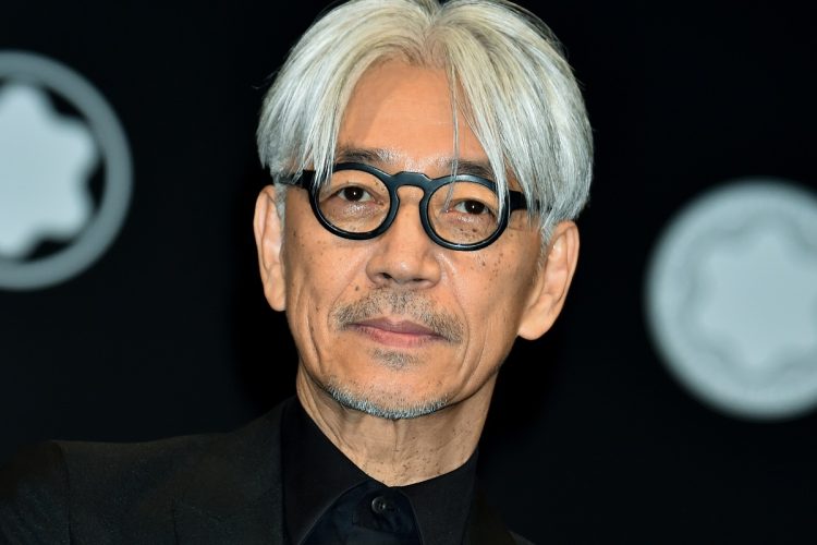 坂本龍一