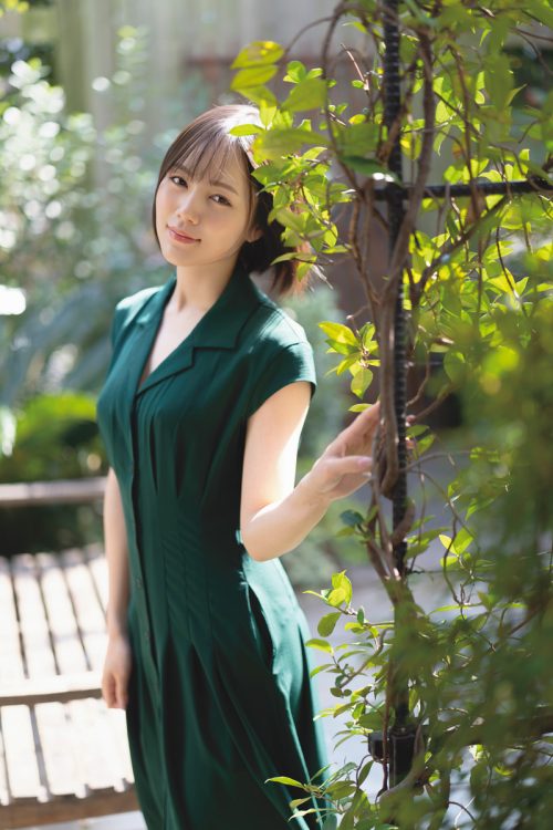 デジタル写真集『涼森れむ あなたが愛してくれないなら』が5月2日に発売