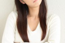 「コオロギ食」はなぜ敬遠されるのか? 60代女性記者「昆虫を捕まえて遊んだ子供の頃の記憶がジャマをする」