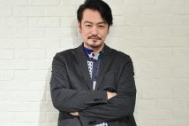 2022年いっぱいで、ムード歌謡コーラスグループ「純烈」を卒業した小田井涼平さん