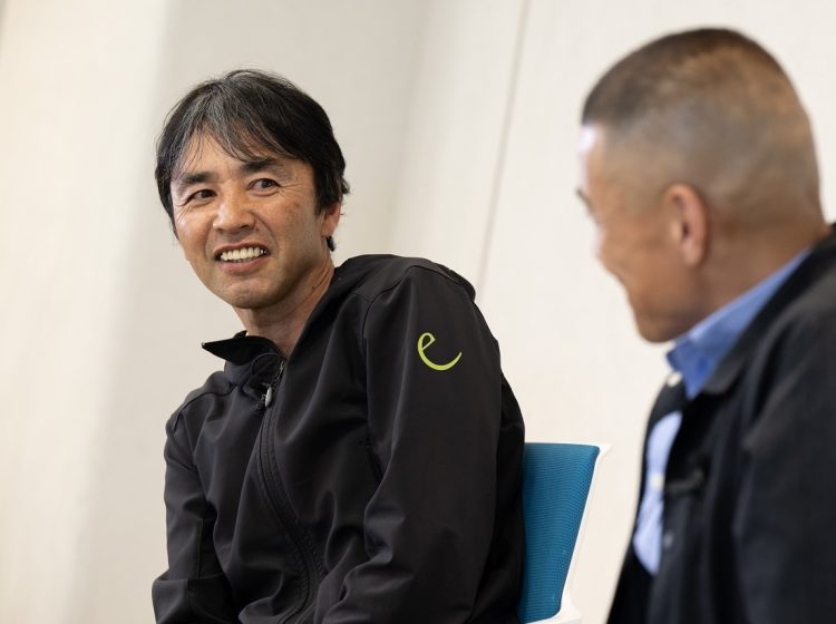 やや口ごもりながらも、知られざる2人の過去の確執を語ってくれた山野井泰史氏と、平山ユージ氏