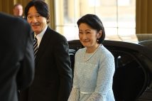 秋篠宮さまと紀子さま、英国王戴冠式で垣間見られた“不協和音”　悠仁さまの教育方針でも意見の食い違い