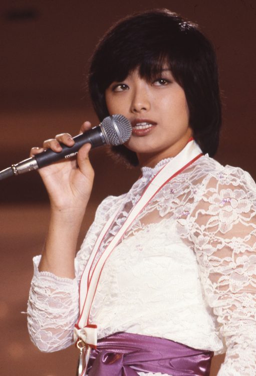 『第29回NHK紅白歌合戦』で、史上最年少のトリを務めた