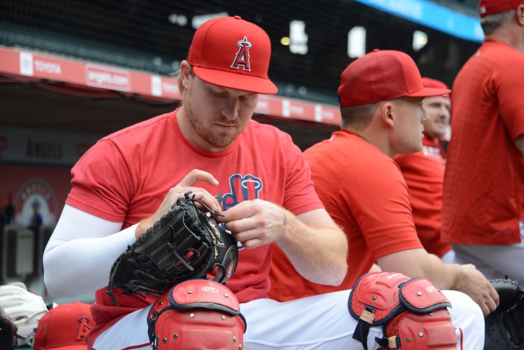 大谷は21日の試合後の取材で、ウォラックについて「素晴らしかったですね。コーナーのボールもしっかりフレーミングして助けてくれた」と絶賛