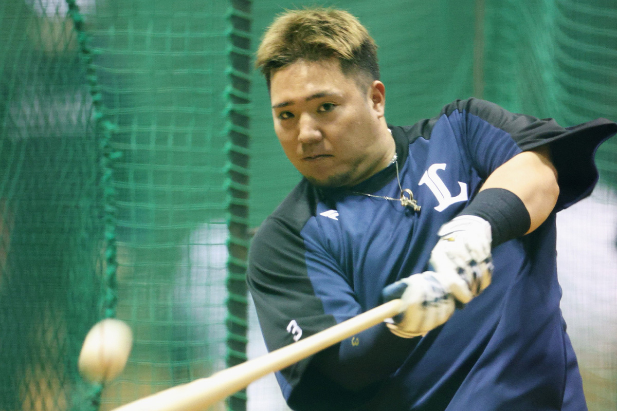 西武ライオンズ山川穂高選手 埼玉西武・山川穂高が日本人選手最速の通算200本塁打を達成