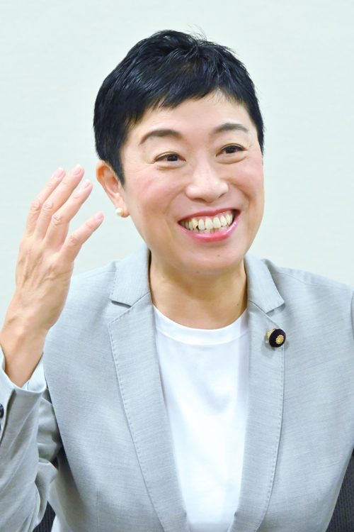 笑顔の辻本氏