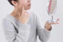 「脱マスク」が引き起こす家族トラブル 夫に内緒で60万円の美容整形に契約した40代女性の想定外