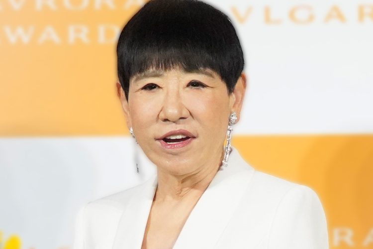 不倫騒動に突っ込んだ発言を続ける和田アキ子（時事通信フォト）