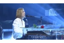 YOSHIKI、X JAPAN新曲をテレビで生歌披露　疑念の歌声の背景に「Toshlの影」メンバー間の確執は解消されぬまま