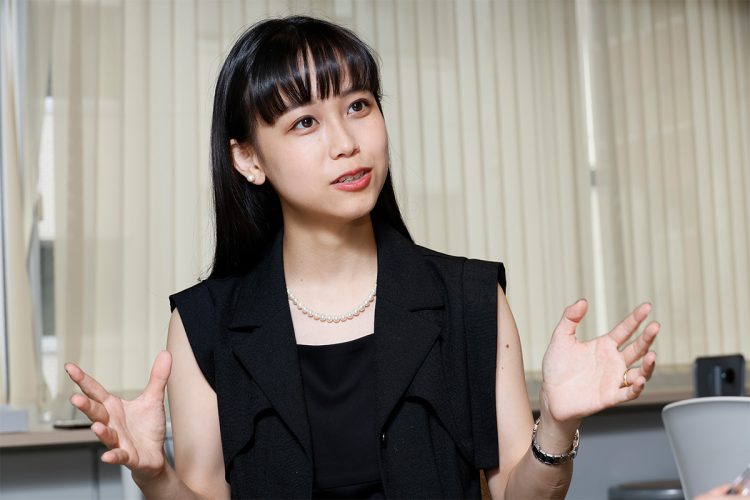 「株式会社カエカ」代表取締役の千葉佳織氏