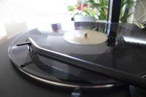 耳の老化を防ぐ方法としてクラシック音楽も(イメージ)