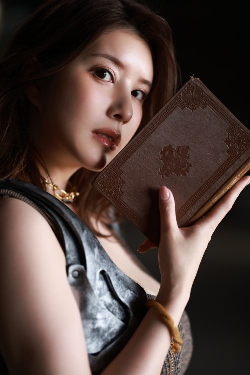 【写真】葵つかさ、吉高寧々、美乃すずめ、鷲尾めい、つばさ舞、凪ひかる、藤井蘭々、女神ジュン…“8woman”が魅せる「最後の宴」|NEWS