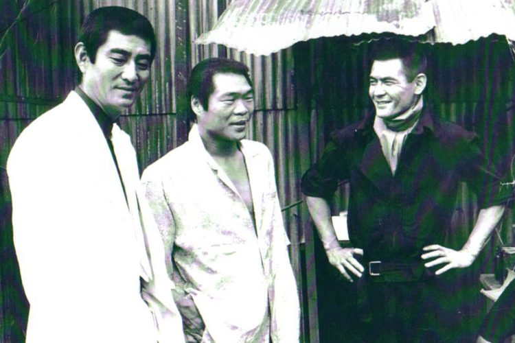（写真左から）高倉健さん、ガッツ石松、菅原文太さん