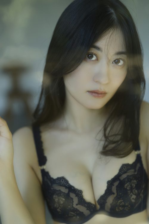 2019年から舞台を中心に女優として活躍