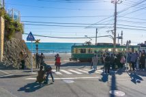 【歓迎?それとも迷惑?】スラムダンク、ぼざろ、ラブライブ…人気アニメ「聖地」の地元住民たちの本音 一部ファンのマナーに苦言も