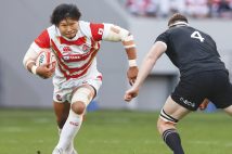 前回の日本大会では8強入りに貢献した「笑わない男」稲垣啓太(写真/共同通信社)