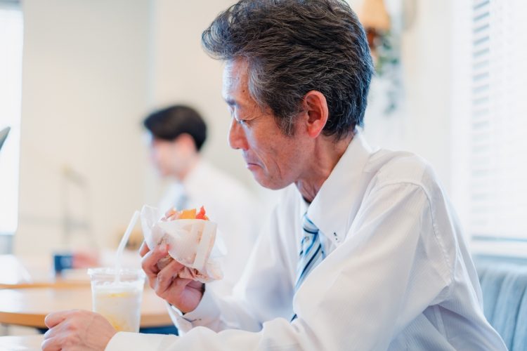 定年後の再雇用がうまくいく秘訣とは?(イメージ)