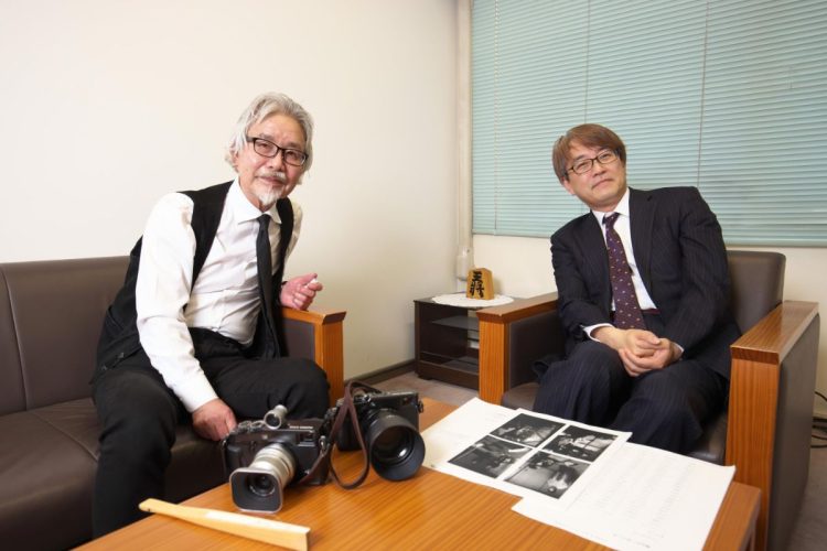 ベテラン写真家とベテラン棋士の思い出話は尽きない