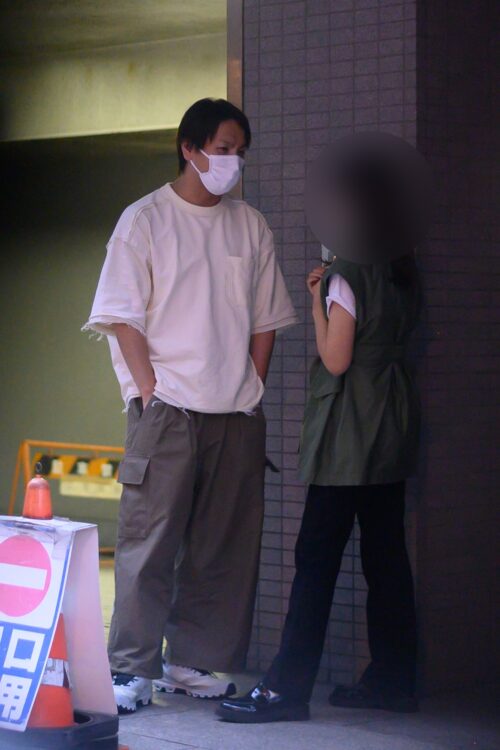 ファン1人につき5分以上も立ち話に応じていた狩野