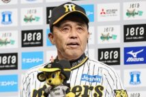 岡田彰布監督は10年前と何が変わった？（時事通信フォト）