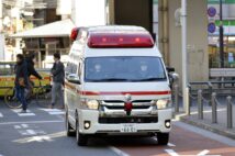 救急出動要請は増え続け、ひっ迫が報じられている(イメージ、時事通信フォト)