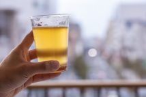 「物足りない?いえいえ私にはちょうどいい」 愛飲者の声から探る「ミニサイズ缶ビール」のニーズ