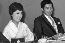 ひばりさん(左)と林(右)は「ひばり・与一の黄金コンビ」として人気を集めた