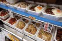 通が通う名店が多い「築地本願寺付近」 築地食べ歩き人・つきじろうさんがおすすめグルメを紹介