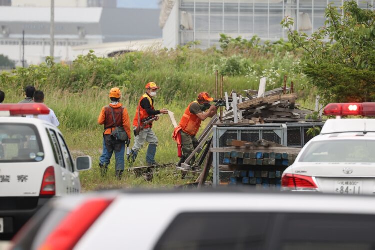 心ない言葉を浴びせられる猟友会の人々（写真は北海道・札幌の猟師たち／時事通信フォト）