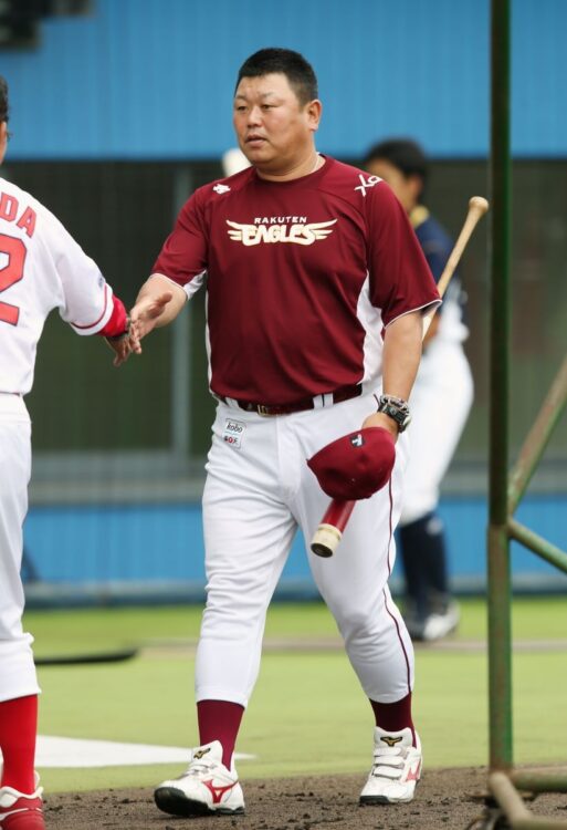 安楽を擁護した大久保博元氏（時事通信フォト）