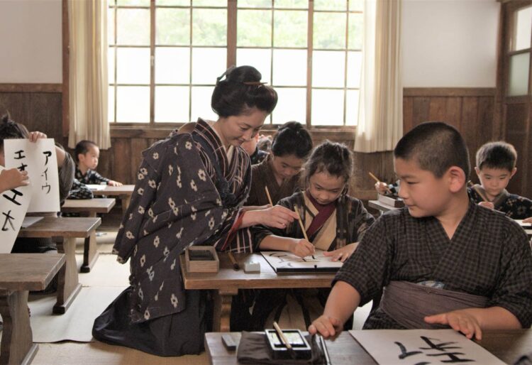 山田火砂子さんの作品より