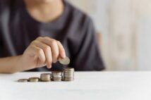 【新NISAで資産形成】月1万円の積立投資シミュレーション 「40年で2000万円の利益」も可能性は十分ある