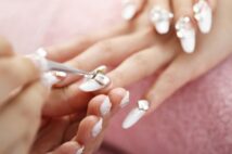 【主婦が稼げる副業】美容・ファッション編 ネイルアートで月30万円稼ぐ主婦はSNSで常連客獲得