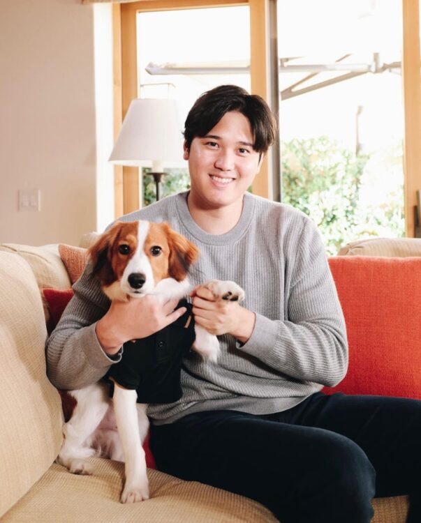 大谷の、愛犬との2ショット