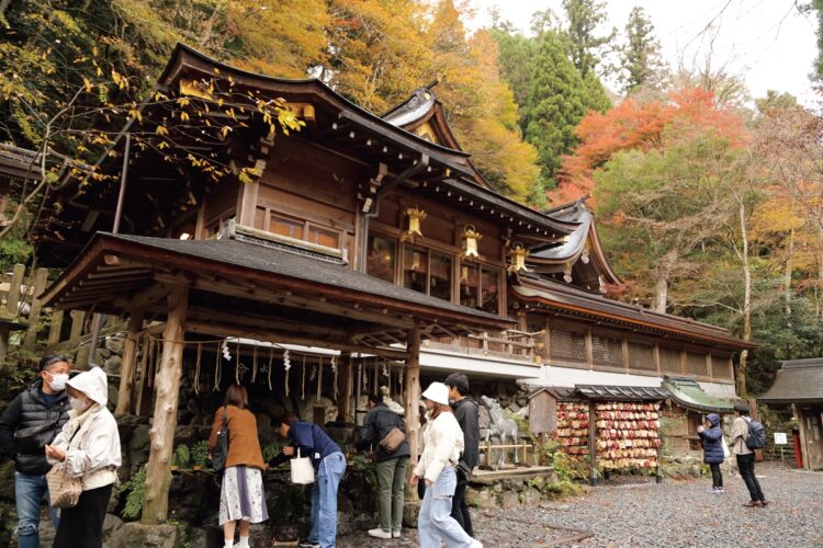 貴船神社