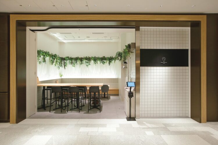 札幌スープカレーを代表する恵比寿の名店「ザ イエローカンパニー トウキョウ」