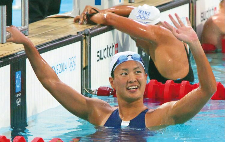 2004年アテネ大会の競泳・女子800m自由形（写真／共同通信社）