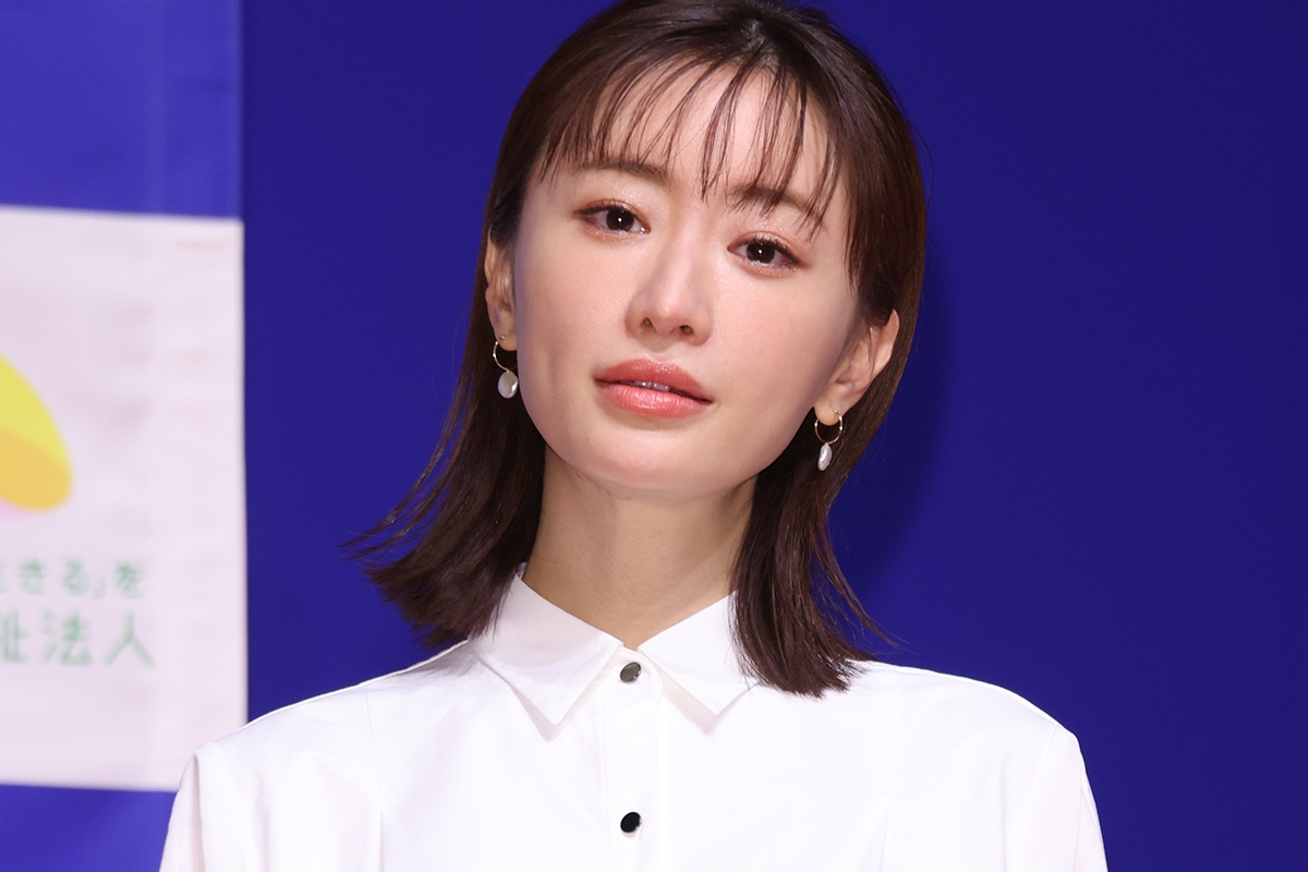 山田レイナ　エロ あざと女優が電撃移籍】松本まりか「40才目前の決断」天海祐希、菅野美穂ら所属事務所へ元日の移籍｜NEWSポストセブン